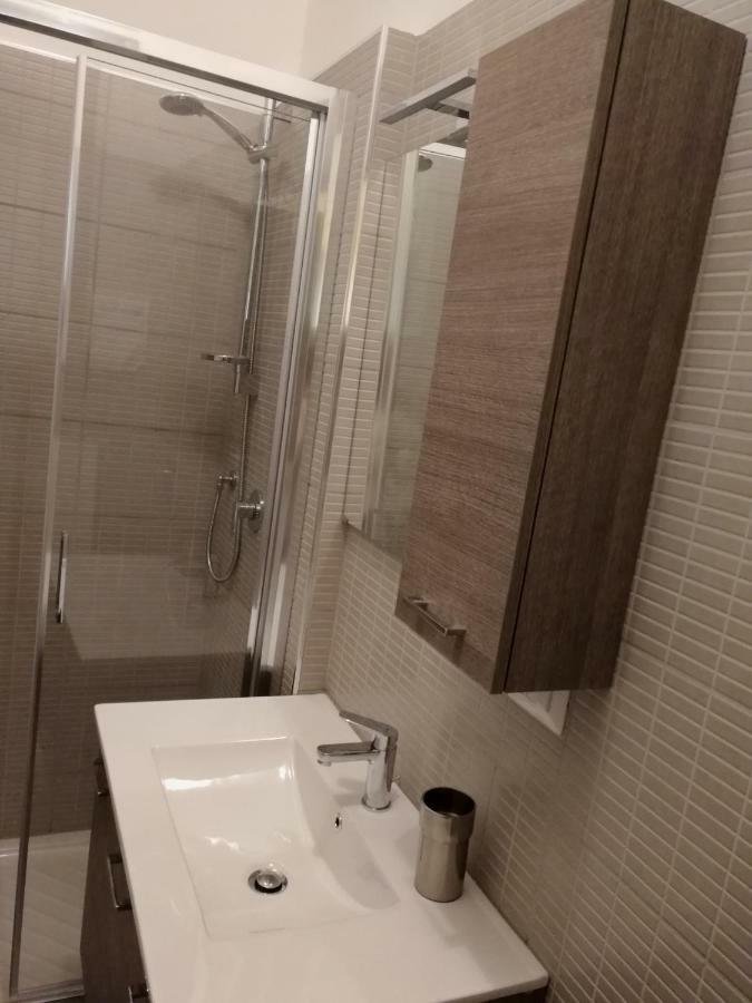 Bianca Studio Guanzate Екстериор снимка